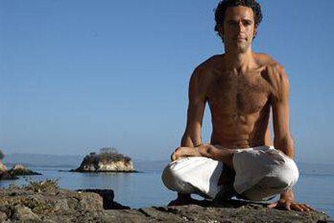 "Maha Vinyasa Sadhana" and Kirtan